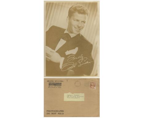 Frank Sinatra 7x5 inch vintage sepia photo printed signature with original mailing envelope dated 28.2.47. Good condition. Al