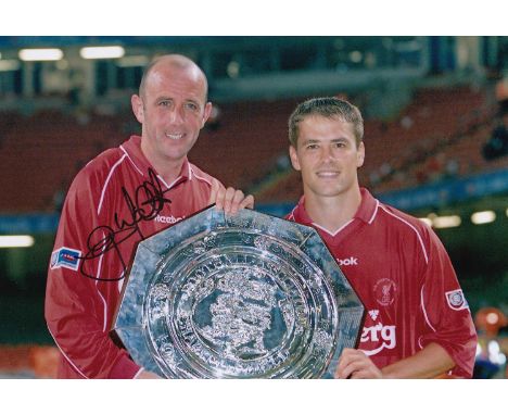 Autographed GARY McALLISTER 12 x 8 photo : Col, depicting Liverpool's goal scorers GARY McALLISTER and Michael Owen posing wi