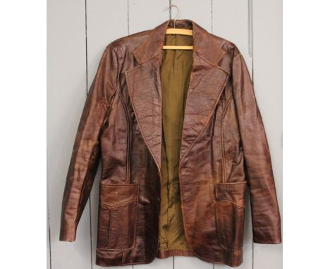 A gentlemans vintage tan leather jacket, 80cm
