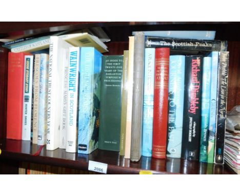 Various reference books, including The Eddie Stobart Story, Birthday Book, National Trust Country Year, Splendour of France, 