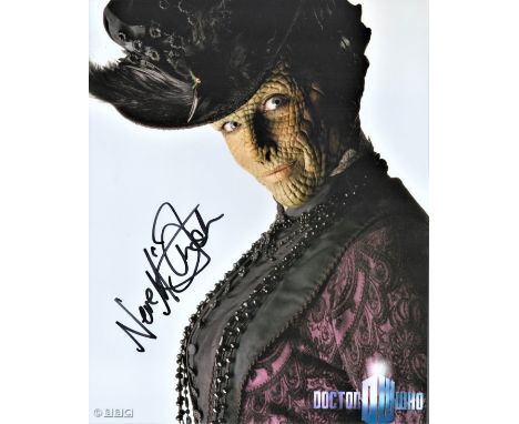 Neve Mcintosh Signed 10x8 Colour Photograph. In May 2010, Mcintosh Appeared In Two Episodes Of The 2010 Series Of Doctor Who 