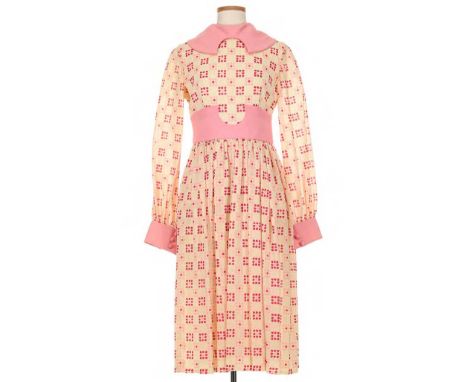 20th centuryWith pink trim, long sleeves with button cuffs and round neck, knee length (no size).No condition report? Click b