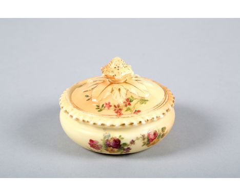 Royal Worcester Blush ware trinket dish and cover, decorated with hand painted flowers. 8cm diameter, 6.5cm high 