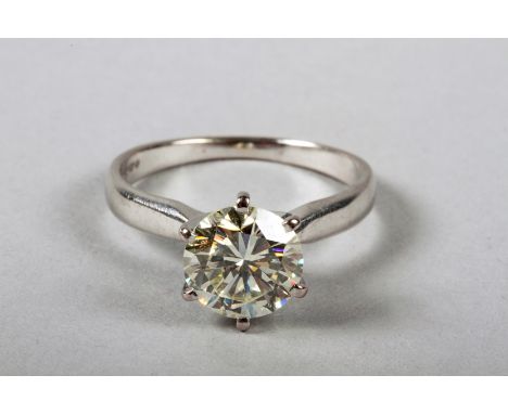 18 Carat white gold solitaire diamond ring, set with a 2.5 carat brilliant cut diamond. 