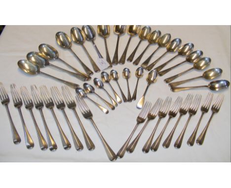 A tray of silver flatware