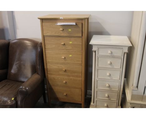 Ercol modern light oak six drawer chest of drawers, model Teramo No.2685, height 140 cm, width 63 cm, depth 47 cm