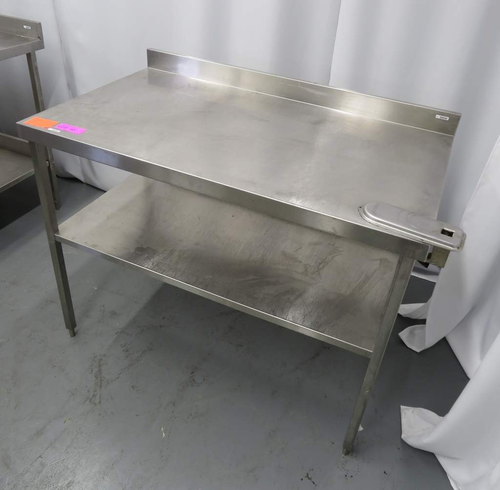 Stainless Steel Preparation Table. Dimensions 1200x700x920mm (LxWxH)