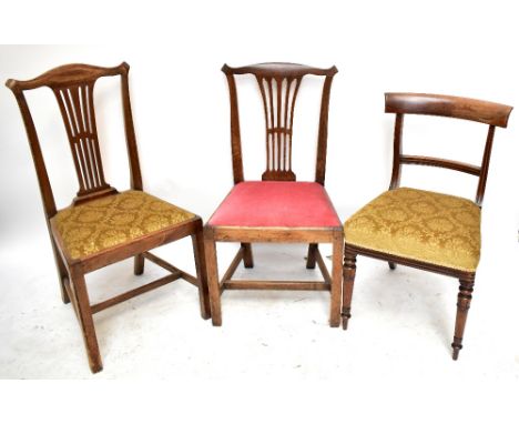 An early 19th century rosewood bar back dining chair with stuff over floral upholstered seat on turned front supports to peg 