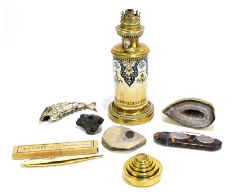 A mixed group of collectors' items to include a Georgian tortoiseshell spectacle case, length 14cm, a cased Matinee cut throa