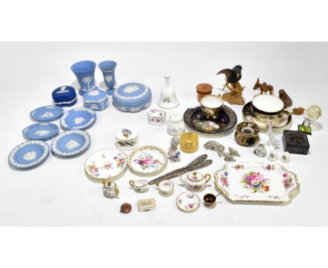 A collection of miscellaneous ceramics to include Dresden porcelain cup with hand painted decoration (af), Wedgwood jasperwar