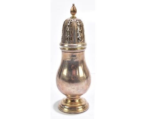 BROOK &amp; SON; a George V hallmarked silver sugar caster of baluster form, Sheffield 1930, height 16cm, approx 4.3ozt/133.6