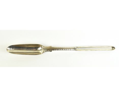 THOMAS &amp; WILLIAM CHAWNER; a Georgian silver marrow scoop, maker's mark stamped four times to reverse, length 22.4cm, appr