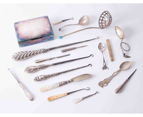 Various silver mounted button hooks, silver plated and other objects including silver bladed small fish knife (17), together 