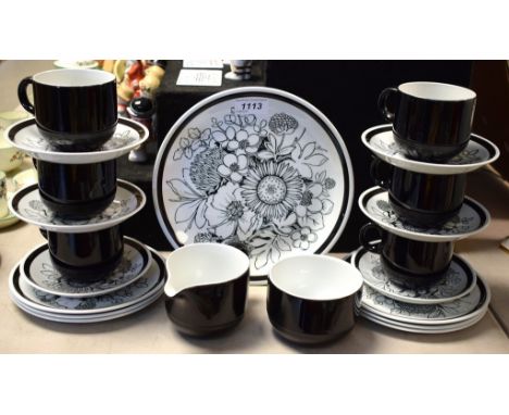 An Alfred Meakin Samoa pattern tea service comprising cake plate, side plates, cream jug, sugar bowl, cups and saucers.