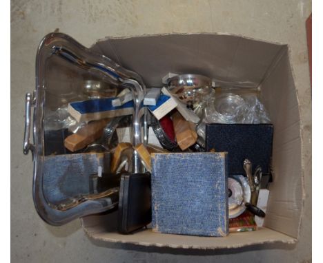 A quantity of electroplated items including tea service, cased and loose flatware, etc.