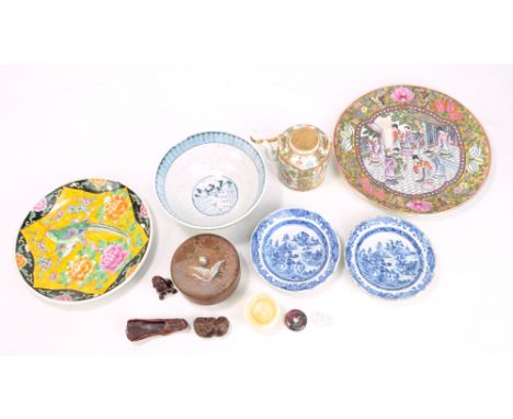 A small mixed lot of ceramics to include a pair of 19th century Chinese blue and white shallow bowls, diameter 16cm (af), a f