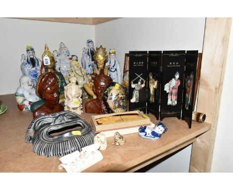 A COLLECTION OF ORIENTAL ITEMS, comprising of a mini folding screen with images of Peking Opera master Mei Ianfang, carved wo