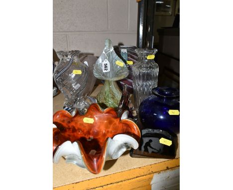 A COLLECTION OF GLASS ITEMS, comprising of Caithness black, white and clear vase and trinket dish, a jack in the pulpit green