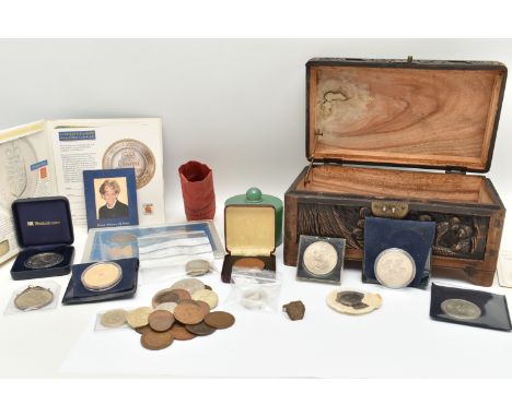 A TIN AND SMALL WOODEN TRUNK CONTAINING MIXED COINS TO INCLUDE A Queen Elizabeth 11 Coronation Anniversary 1993 One pound Sil