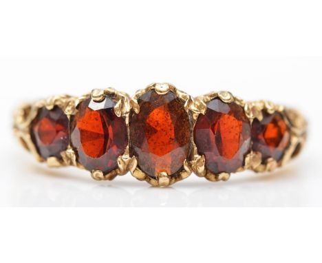 A vintage 9ct gold Victorian style garnet five stone ring, P, 2.9gm 