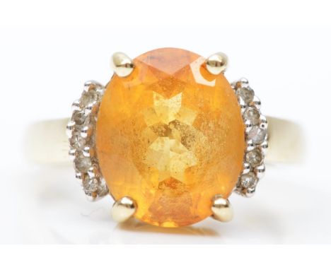 A 9ct gold citrine and diamond dress ring, J 1/2, 2.5gm 