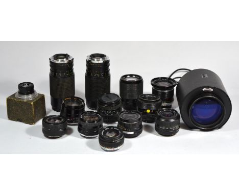 Fourteen manual camera lens, to include a Panagor 28mm f2.5, a Tonika 50mm-250mm f4-f5.6, a Mitakon 28mm f2.8, a Sigma 35mm-7