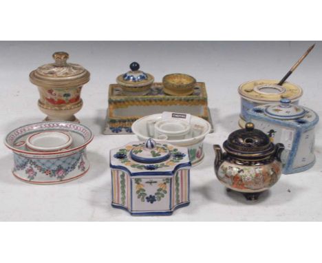 An Italian majolica two division inkwell 8 x 15 x 9cm, together with two French Aladin ceramic inkwells, a Quimper inkwell an