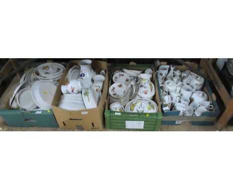 A large collection of Royal Worcester Evesham pattern items - Four boxes