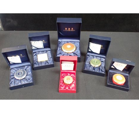 A COLLECTION OF COMMEMORATIVE HALCYON DAYS ENAMEL BOXES -6