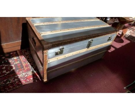 An aviator style trunk 