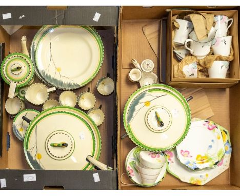An Art Deco style Burleigh Ware part dinner service, pattern no: 4760 to include: Soup tureen, cover and ladle, tureen and co