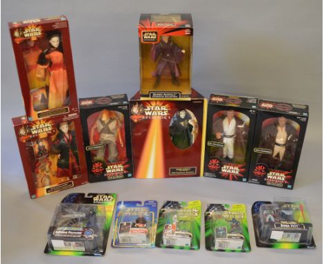 Twelve boxed and carded modern Star Wars figures, all appear VG in G+/VG packaging. (12)