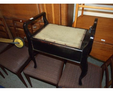 PIANO STOOL