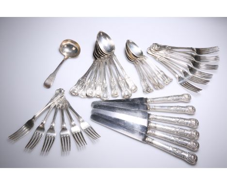 A COLLECTION OF KINGS PATTERN SILVER FLATWARE, comprising six dinner forks, six dessert forks, eight tablespoons, six dessert