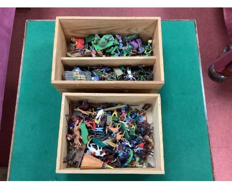 A Quantity of Plastic Toy Soldiers, Knights, Cowboys, etc. by Britains, Timpo Toys, Crescent and other. American Civil War an