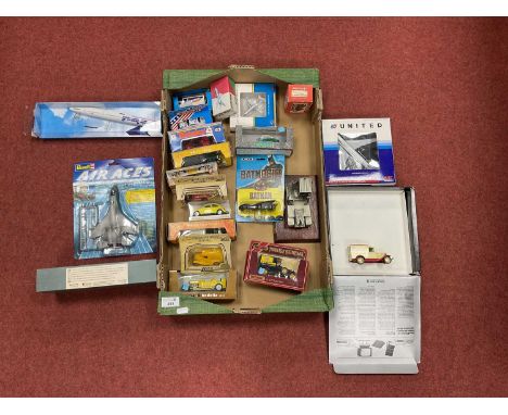A Quanity of Predominantly Diecast Model Vehicles and Aircraft by Matchbox, Revell, Lledo and other to include 400 Aviation U
