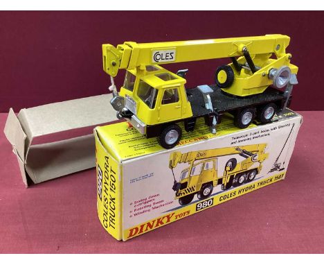 Dinky Toys No 980 Coles Hydra Truck 15OT, overall very good plus/ excellent, boxed, one inner flap missing, slight rubbing, i