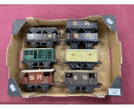 A Small Quantity of Mainly Pre-war Hornby 'O' Gauge Four four-wheel wagons, all with a southern rail theme, No 1 refrigerator