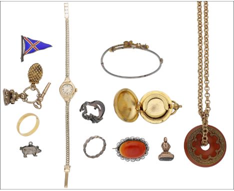 A small collection of jewellery, comprising a 9ct gold Longines wristwatch, a Royal Motor Yacht Club pennant burgee badge, tw