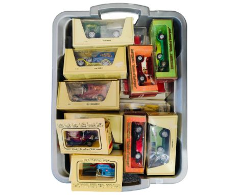 BOX LOT OF MODEL CARS ETC 