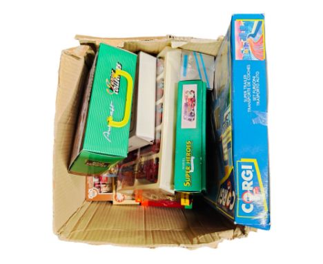 BOX LOT OF BOXED MODEL CARS 