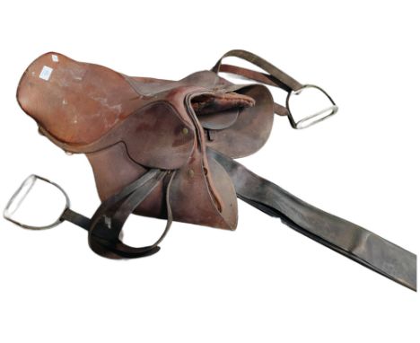 VINTAGE SADDLE 