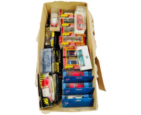 BOX LOT OF BOXED MODEL CARS ETC 