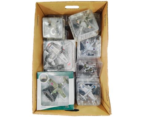 BOX LOT OF MODEL AEROPLANES 