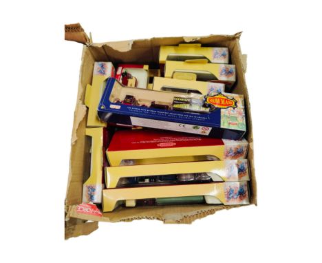 BOX LOT OF MODEL CARS AND TRUCKS 