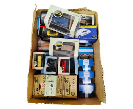 BOX LOT OF MODEL CARS 