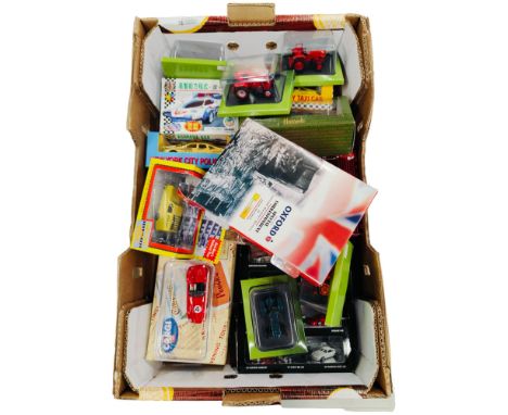 BOX LOT OF MODEL CARS ETC 