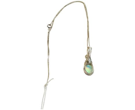 SILVER &amp; OPAL STYLE  NECKLACE 