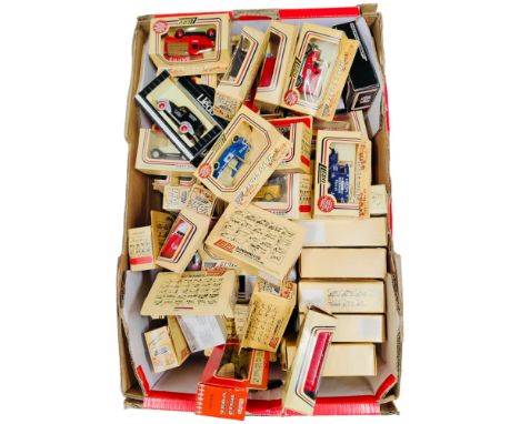 BOX LOT OF MODEL CARS ETC 