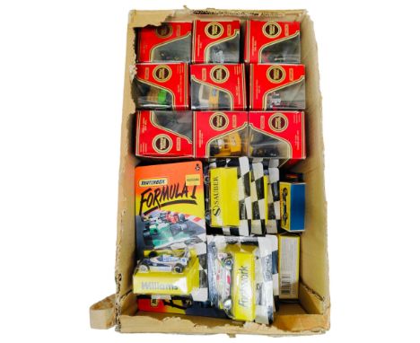 BOX LOT OF MODEL CARS ETC 
